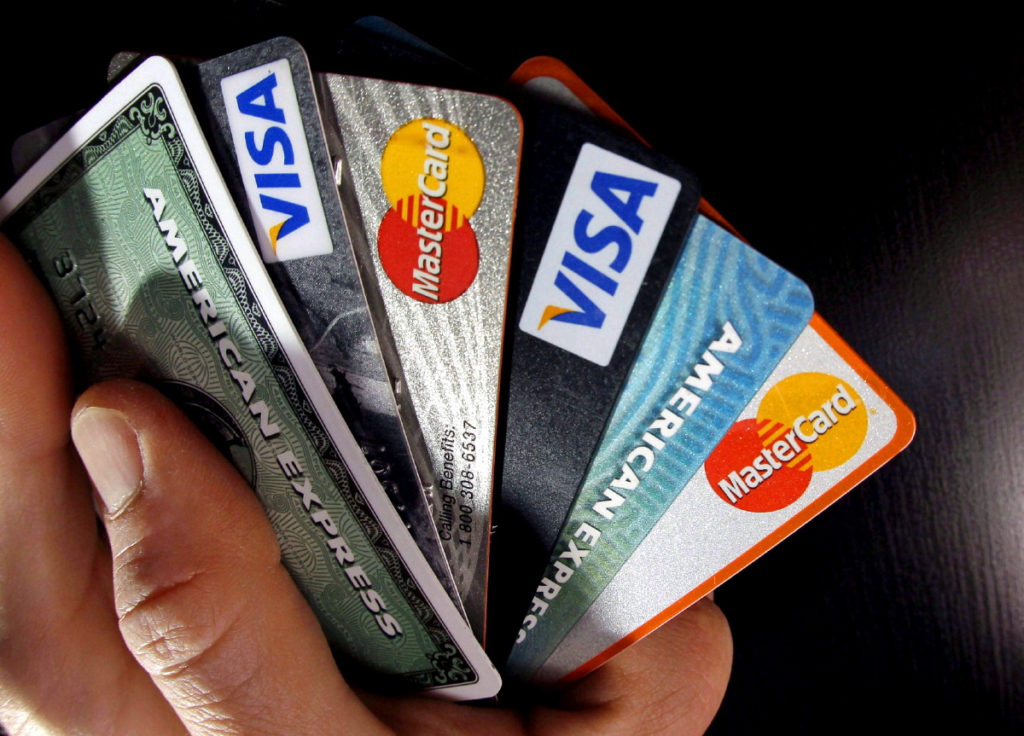 Las peores tarjetas de crédito según la CONDUSEF