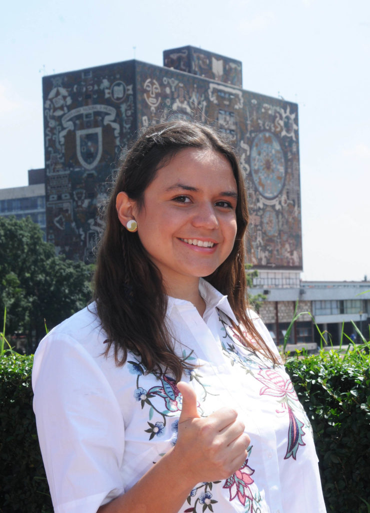 María Regina Apodaca Moreno, estudiante de la Facultad de Ciencias de la UNAM..