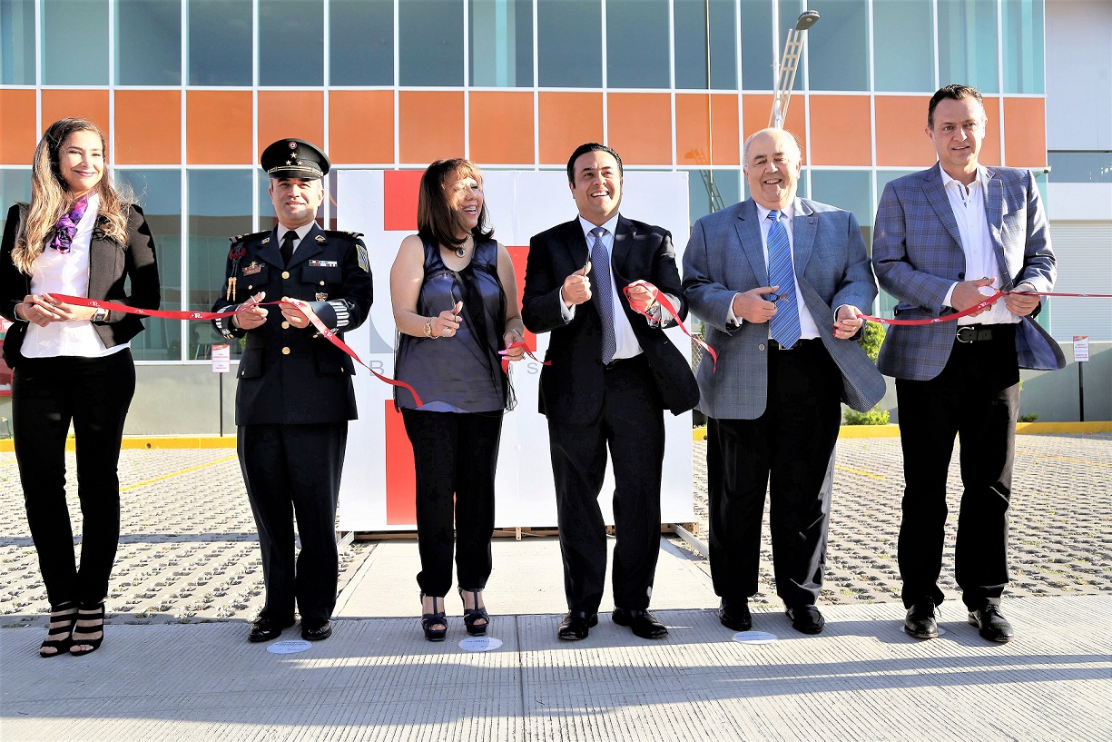 Luis Bernardo Nava preside inauguración de nuevos Parques Industriales en Querétaro.