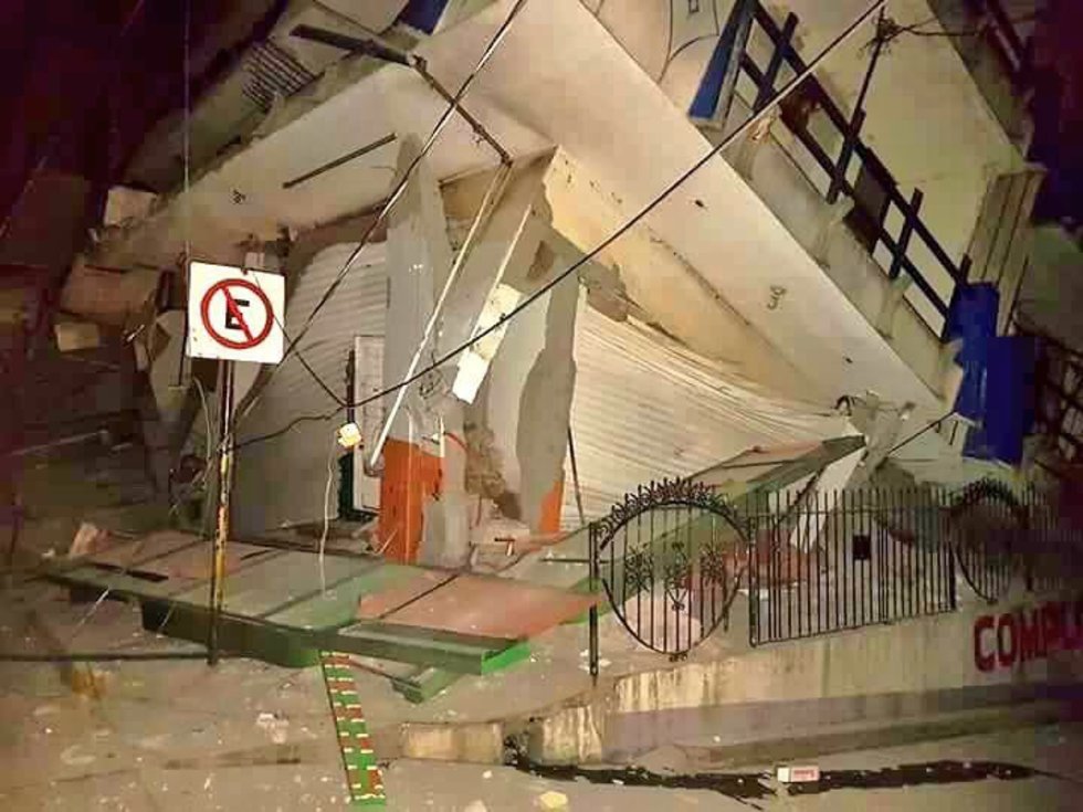 Sube a 32 la cifra de muertos por terremoto de 8.2 grados richter en México