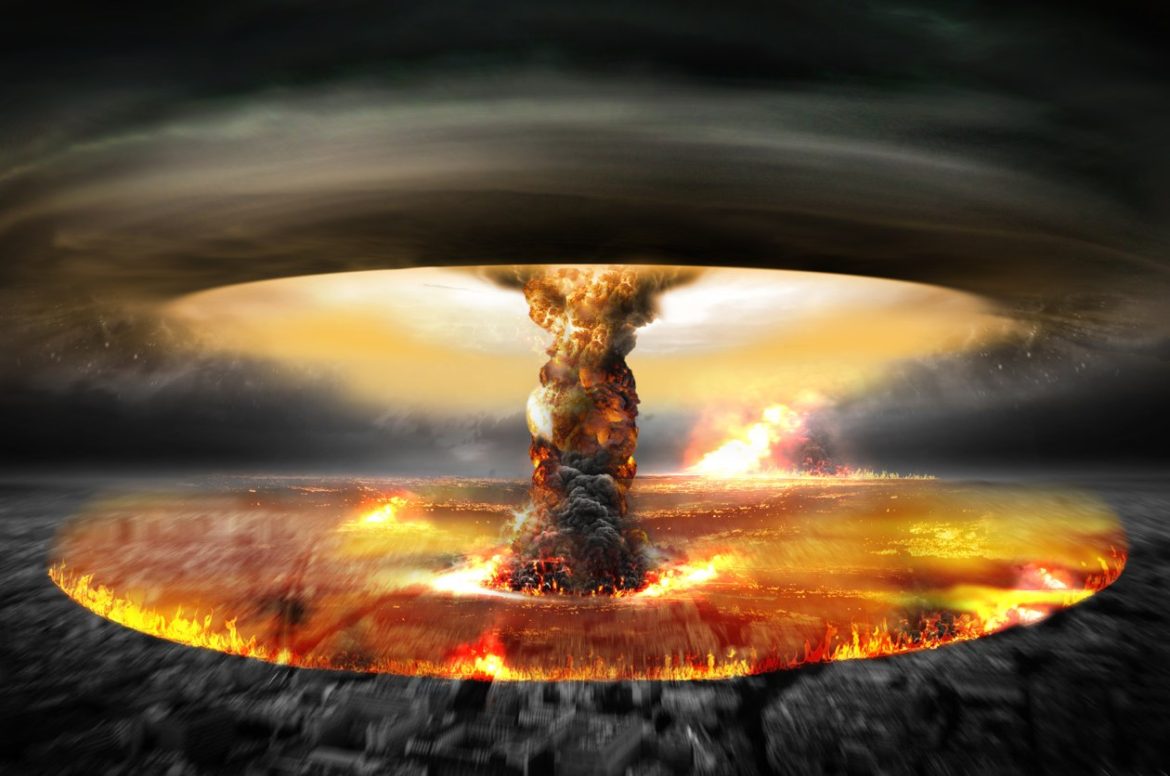 Naciones del mundo poseen 15 mil bombas nucleares; miles pueden lanzarse en cualquier momento