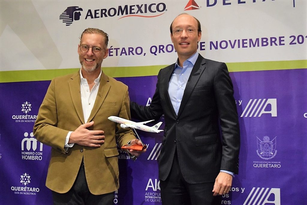 El titular de la Secretaría de Desarrollo Sustentable (SEDESU), Marco Antonio Del Prete Tercero, dio a conocer los detalles del vuelo inaugural Querétaro-Atlanta operado por AeroMéxico-Delta