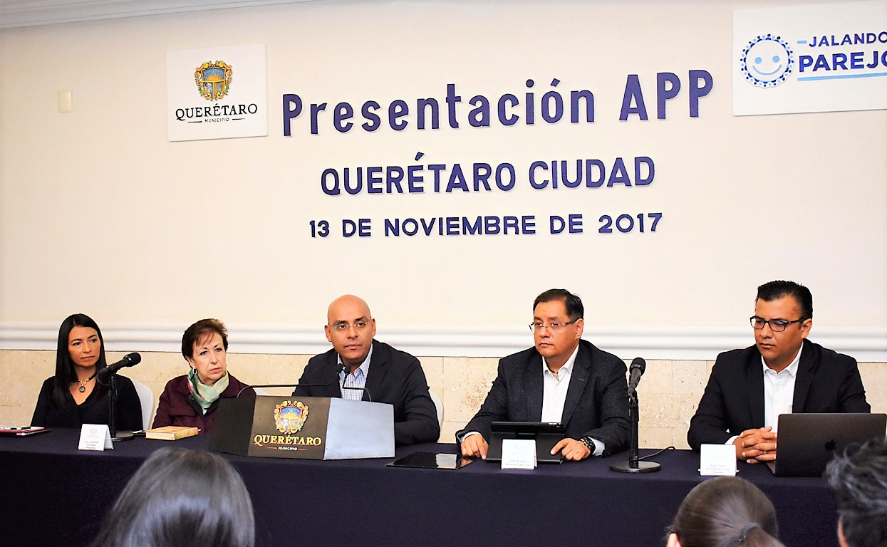 Marcos Aguilar presenta la app “VisitaQro” para incrementar turismo