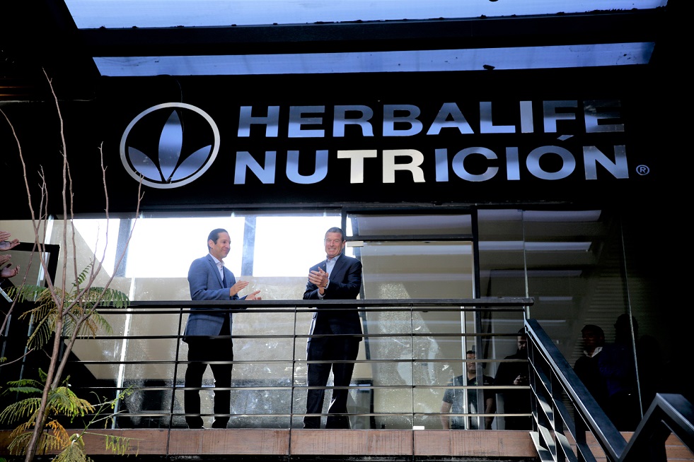 l gobernador del estado, Francisco Domínguez encabezó la ceremonia de inauguración del Call Center Herbalife