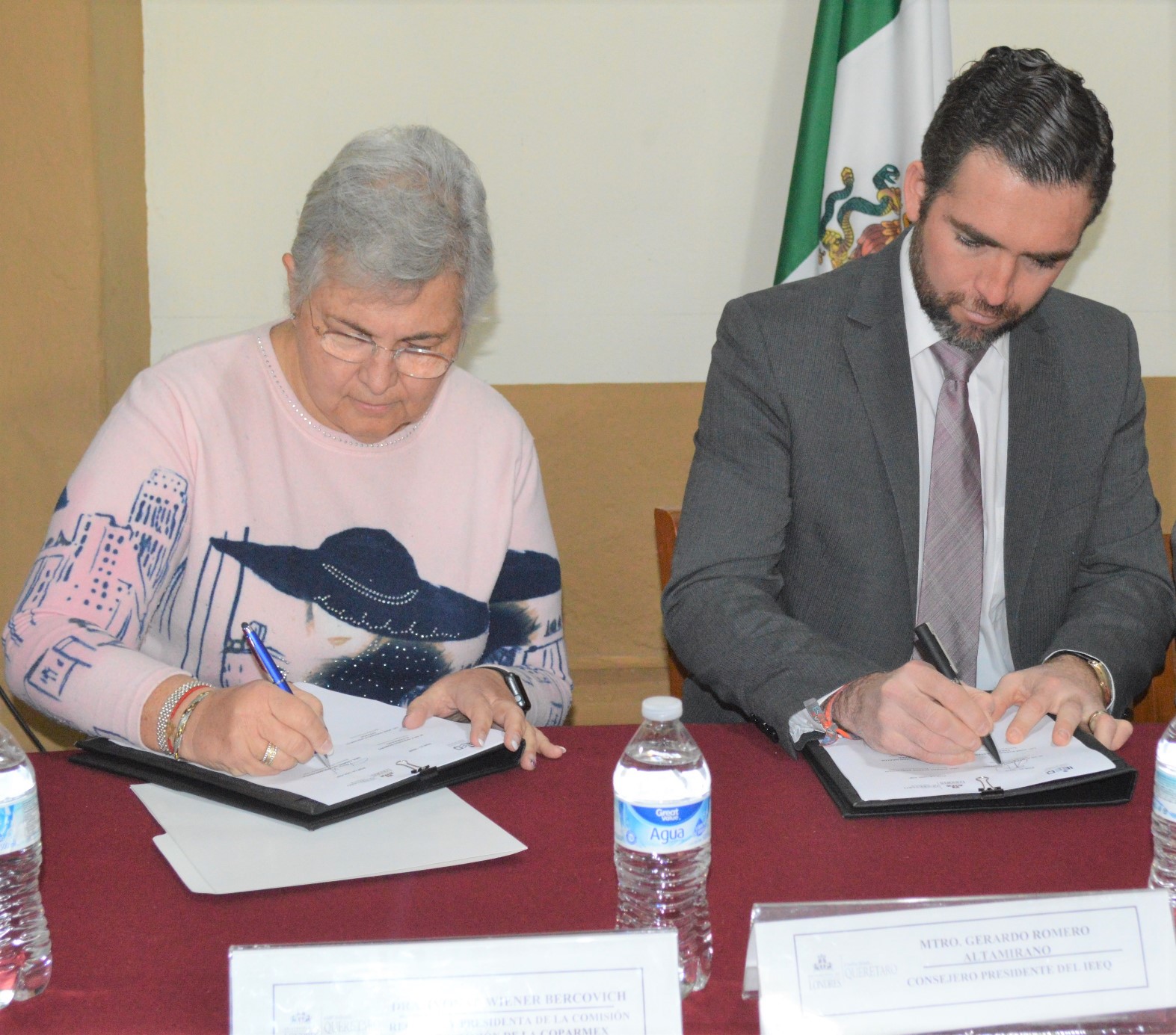 El IEEQ firma convenio de colaboración con la Universidad de Londres Campus Querétaro.