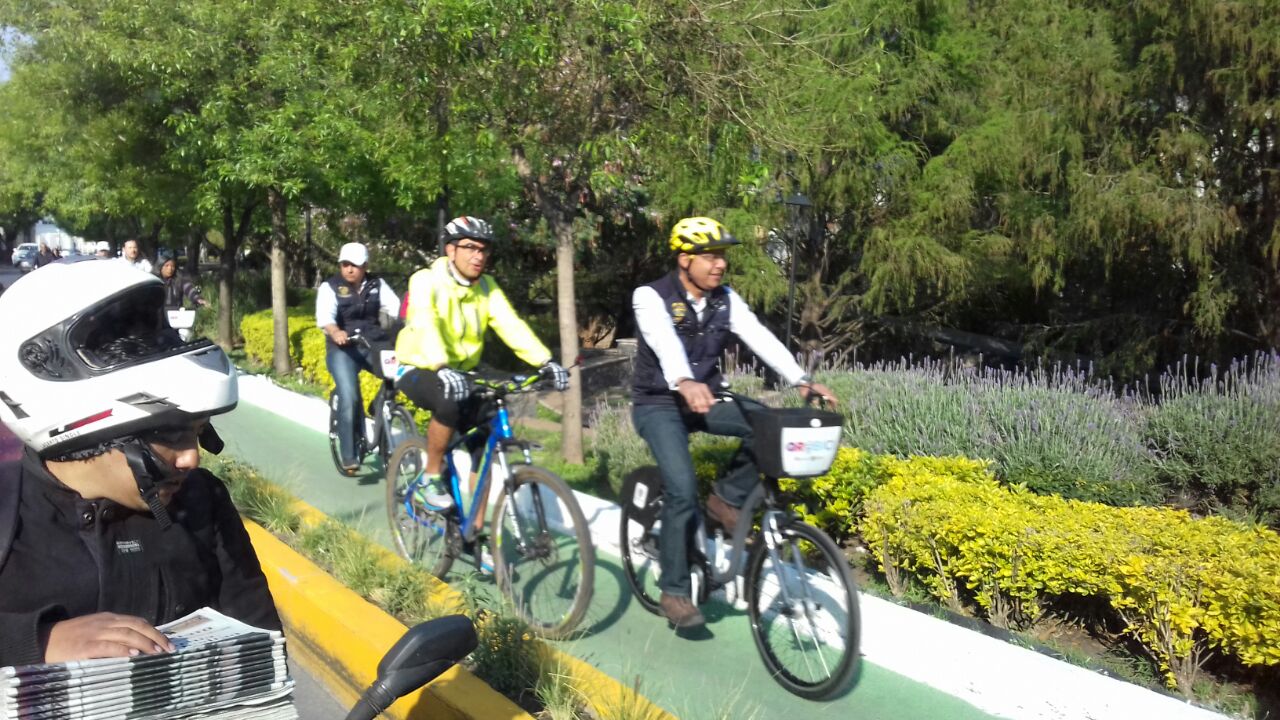 Marcos Aguilar encabeza arranque del programa de bicicletas públicas "QroBici"