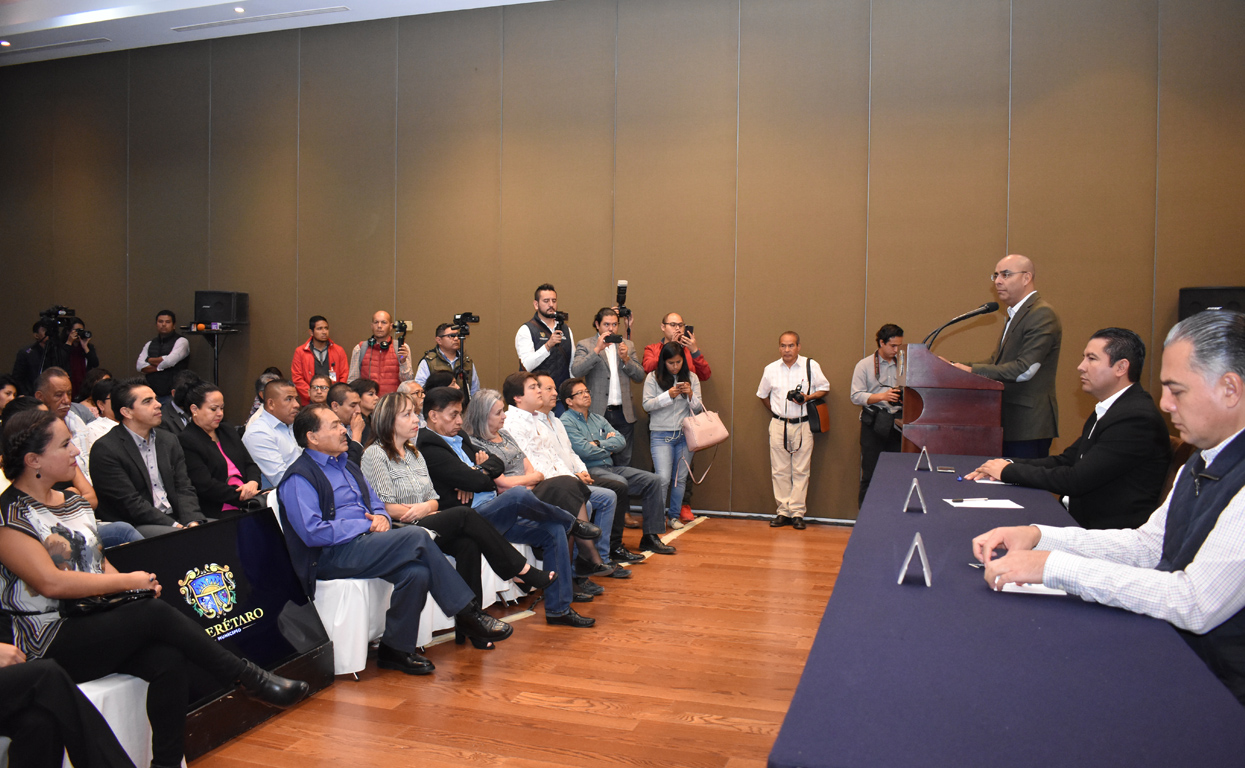 Marcos Aguilar presenta el sistema lector de placas en Querétaro