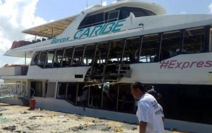 PGR descarta que terroristas o delincuencia organizada estén detrás de explosión de un ferry de Playa del Carmen. Foto: La Carpa.com.mx