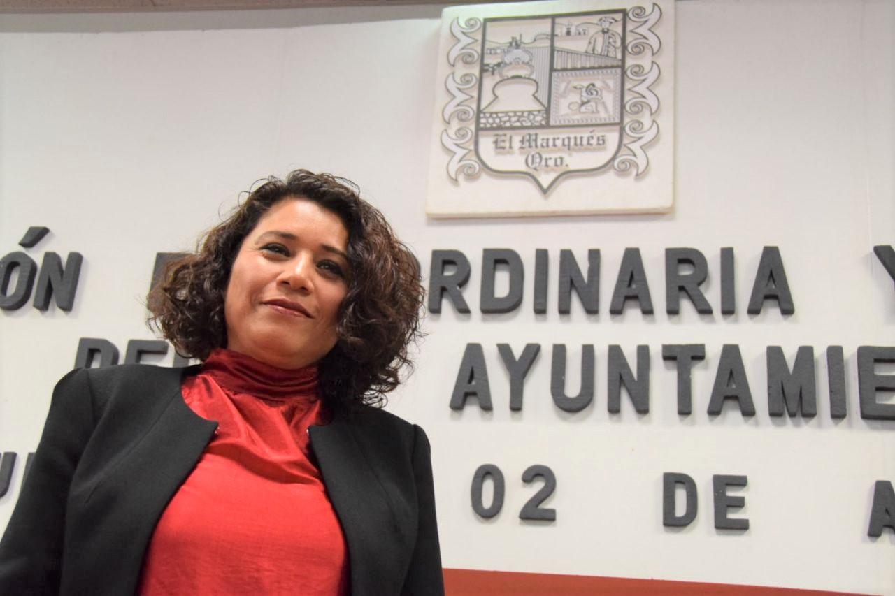 Zoila Aguilar rinde protesta como Alcaldesa Interina de El Marqués