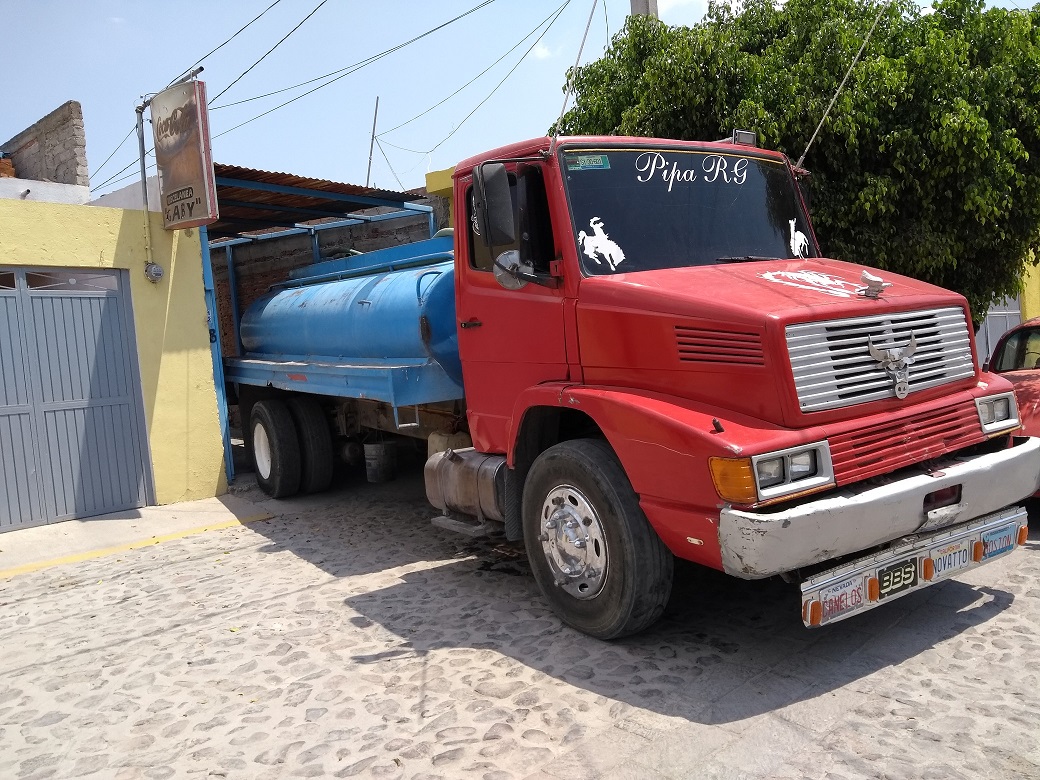 Vecinos de Los Olvera tienen ocho días sin agua y la CEA no ha dado respuesta
