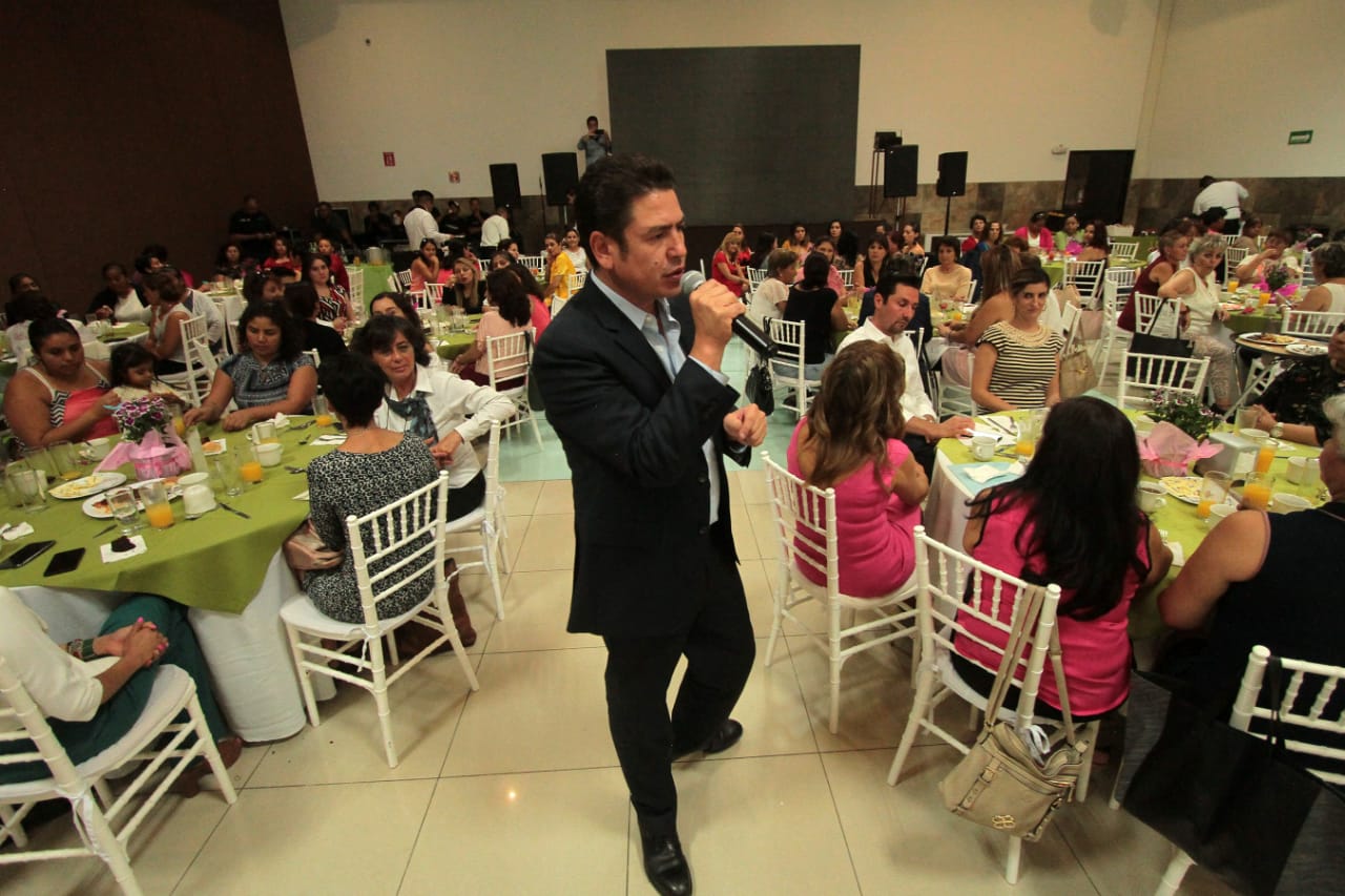 El 50% de los cargos públicos de primer nivel en Corregidora serán para Mujeres: Ricardo Astudillo