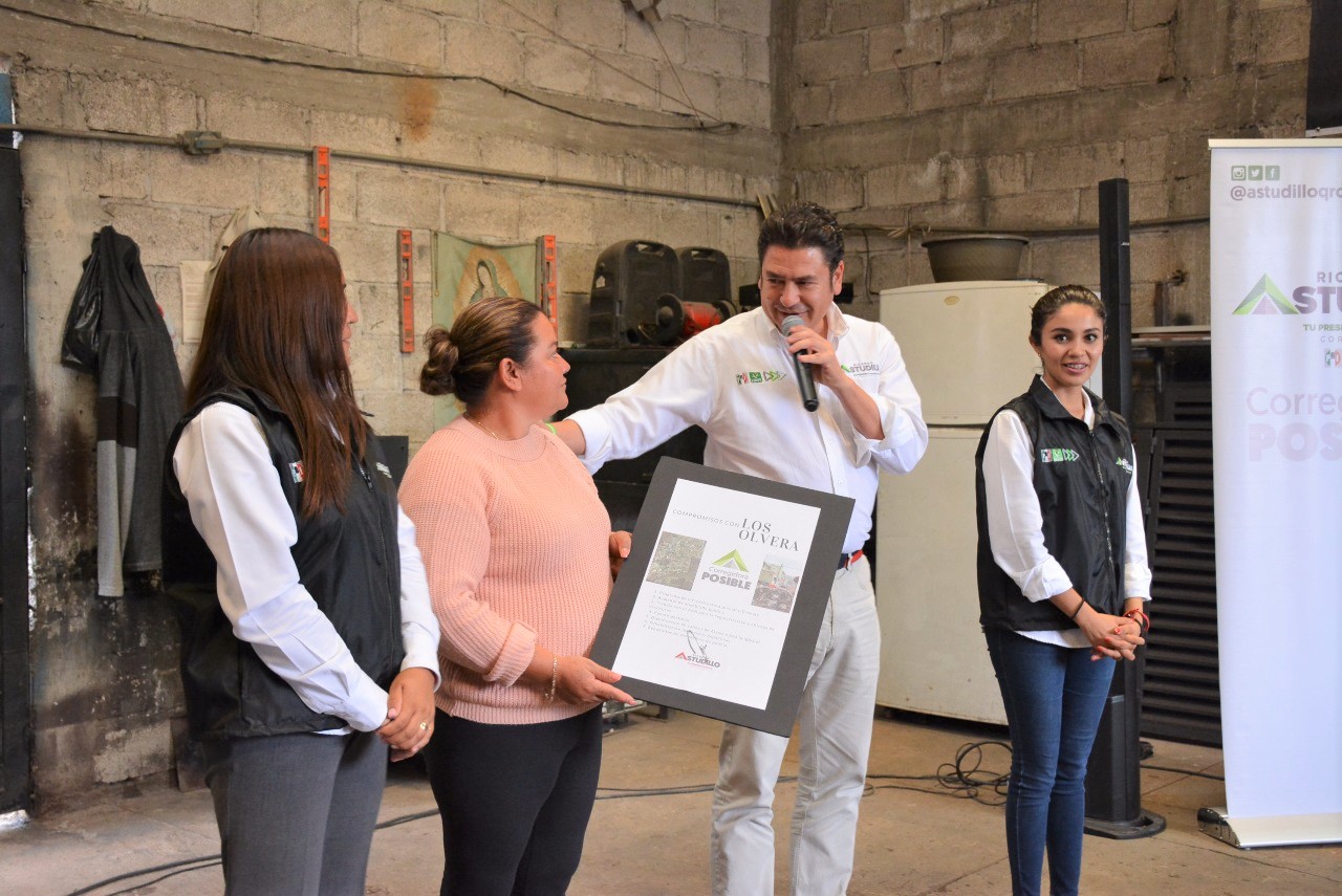 Astudillo firma últimos compromisos de campaña en Los Olvera