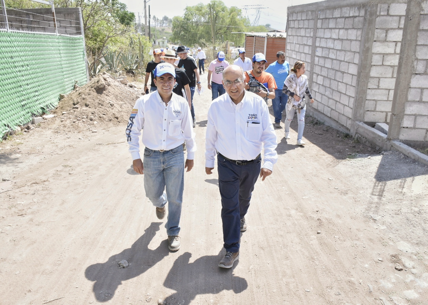 Asegura Roberto Sosa que avanza con pasos firmes a 25 días de la elección