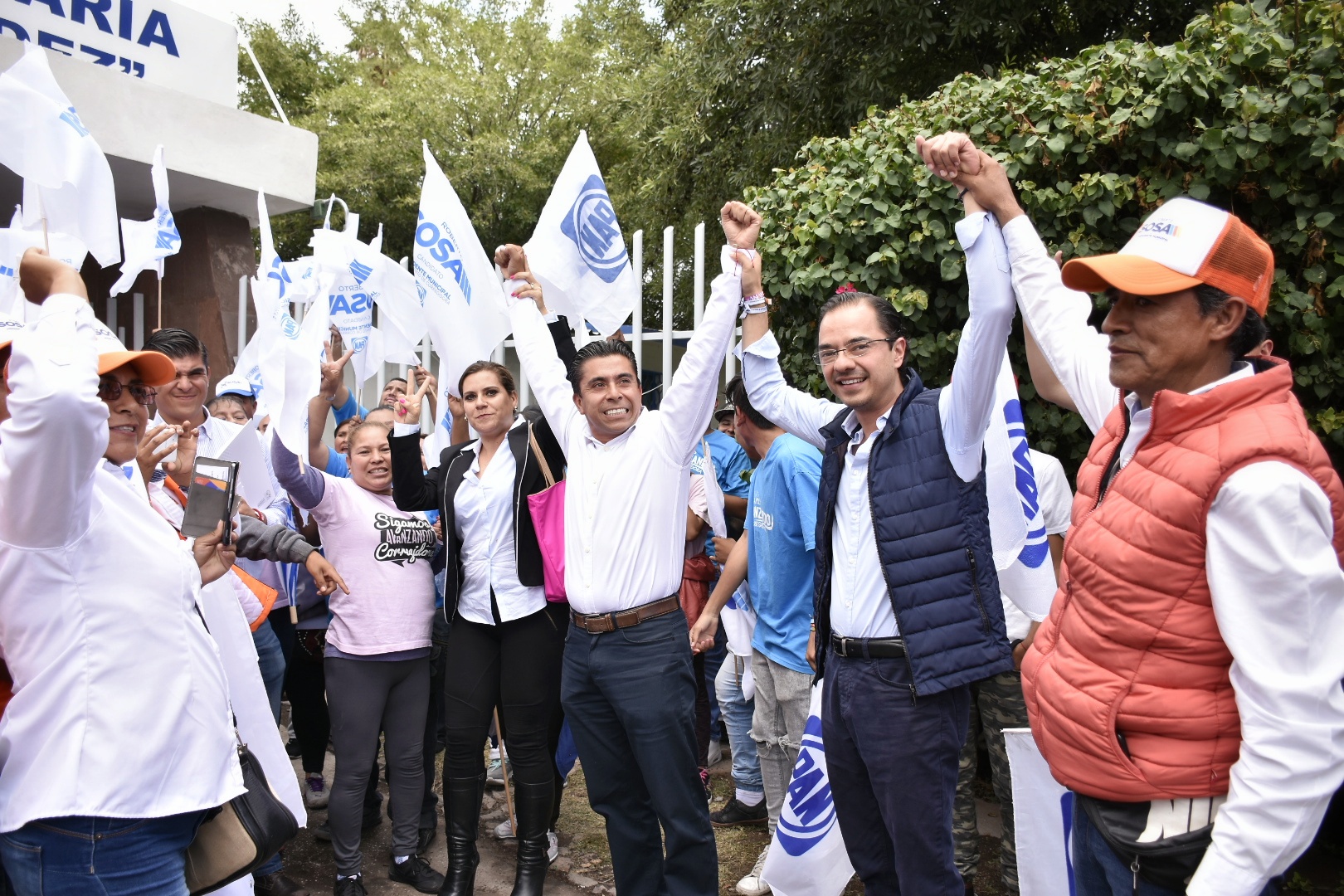 Declaran ganador a Roberto Sosa en debate organizado por la UAQ