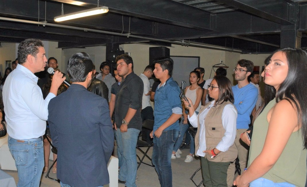 Ofrece Ricardo Astudillo dar el 30% de cargos públicos a los jóvenes en Corregidora