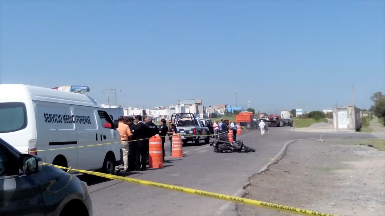 Asalto con violencia termina en balacera en Corregidora; hay dos detenidos.