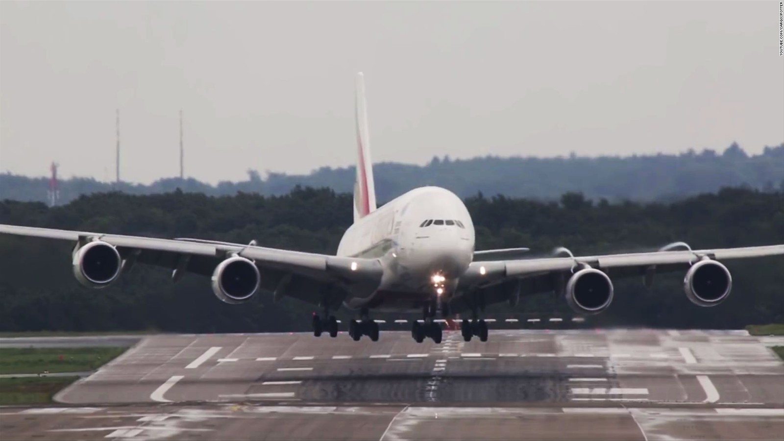 Supervisa Titular de la SEDESU obra de ampliación del Aeropuerto de Querétaro. Foto: Tomada de internet, ilustrativa.