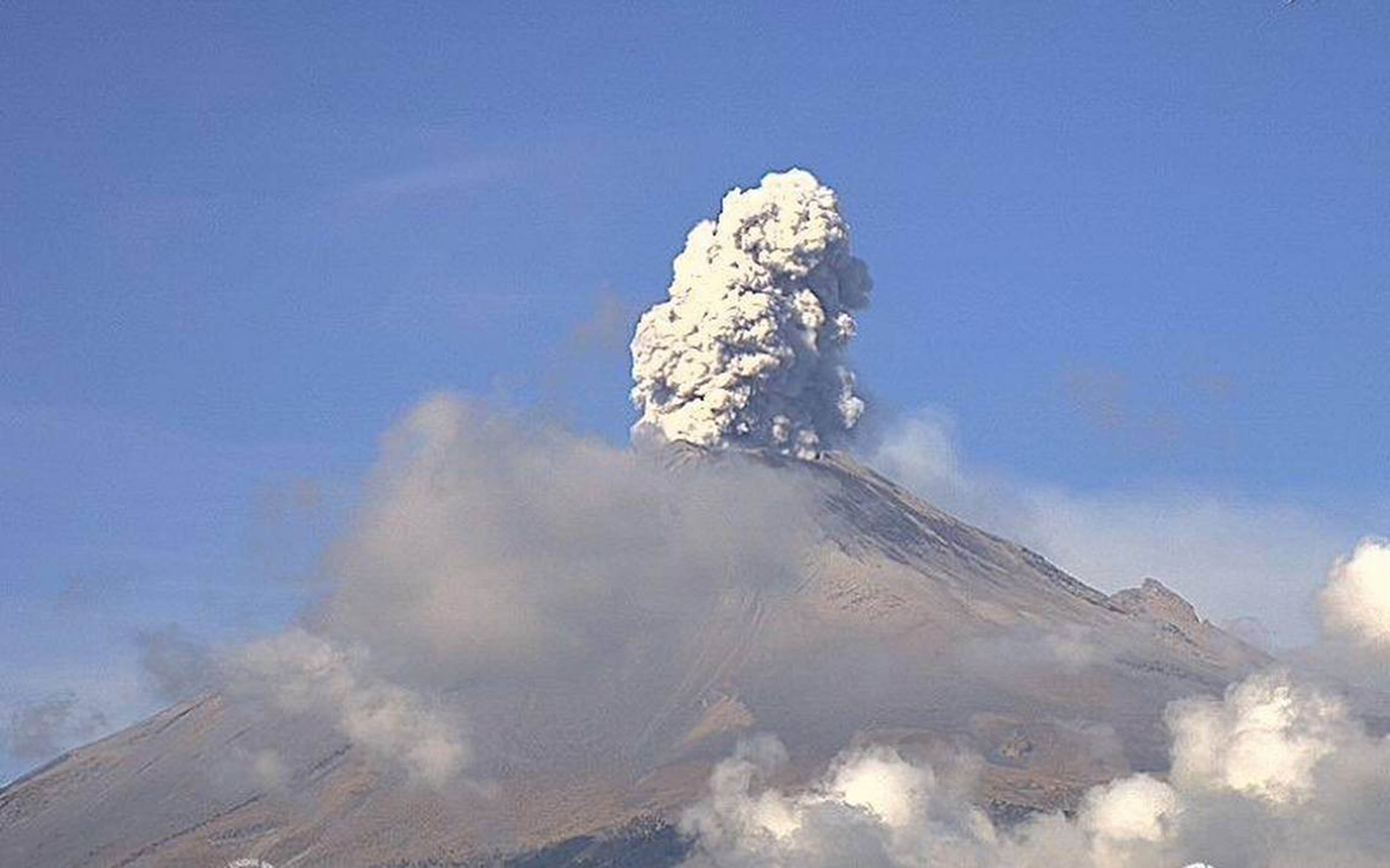 Actividad del volcán Popocatépetl va en aumento: Investigadores
