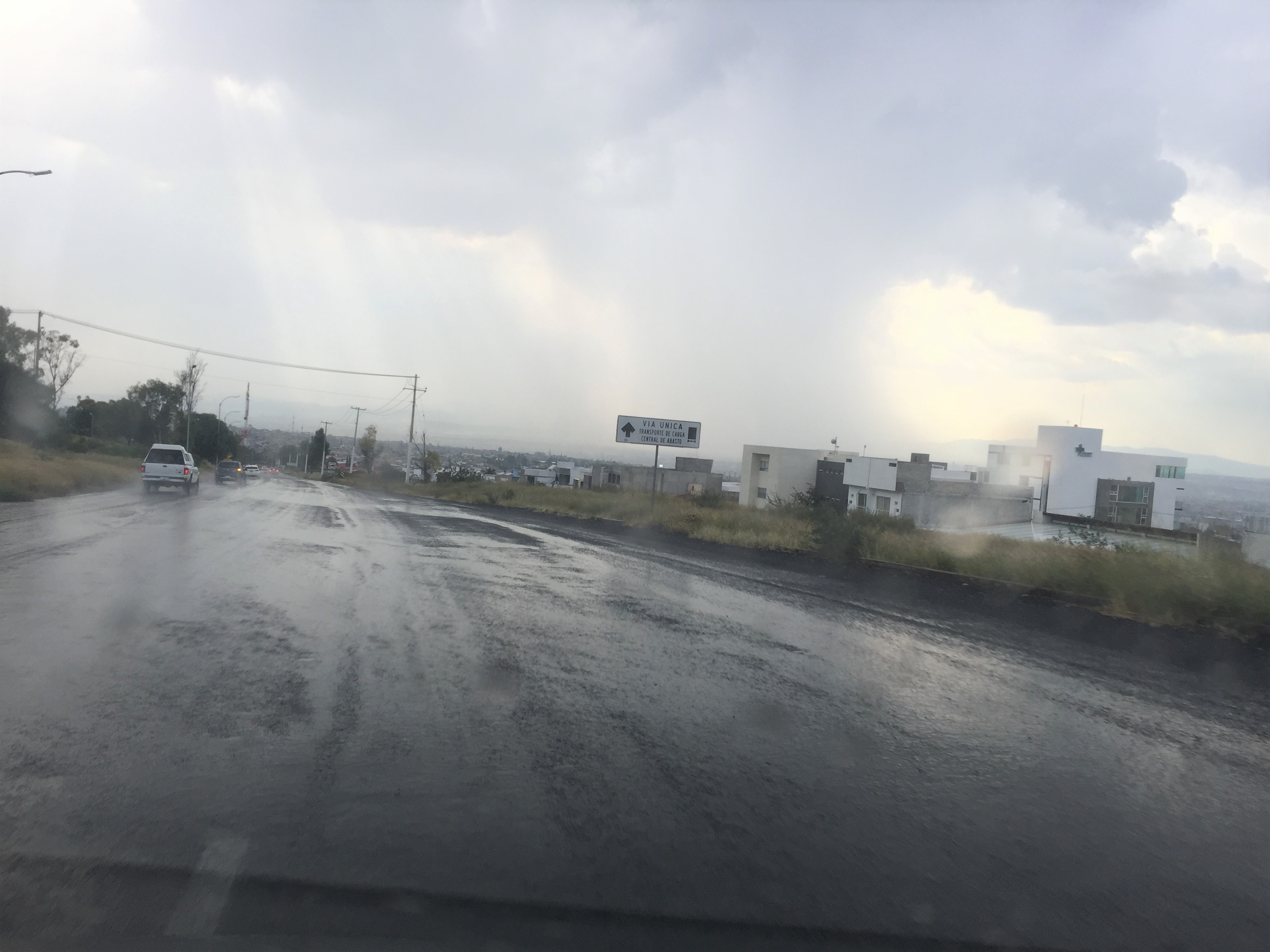 Prevén tormentas fuertes para Querétaro y 11 Estados del País.