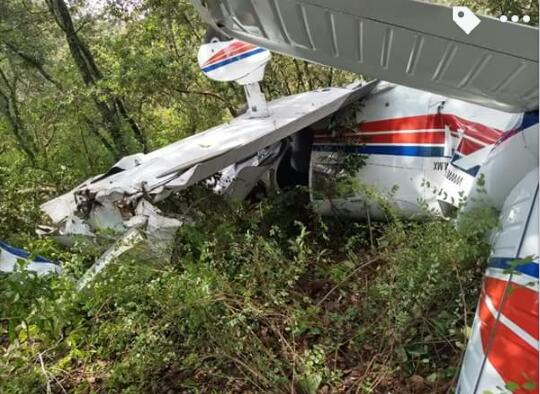 Se desploma avioneta en Amealco; no se reportan personas fallecidas. Foto: Tomada de Facebook.