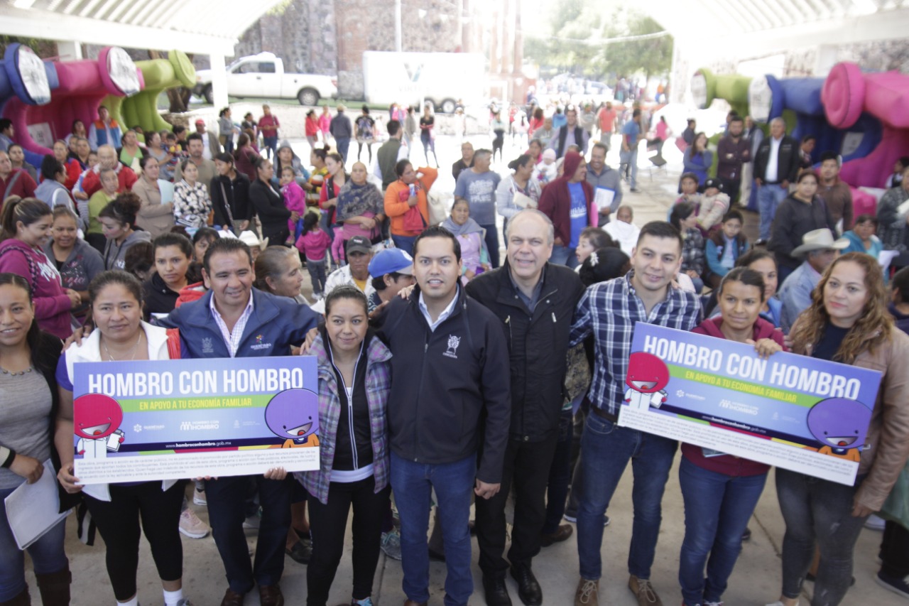 Josué Guerrero encabeza la jornada comunitaria "Hombro con Hombro en tu calle" en Corregidora