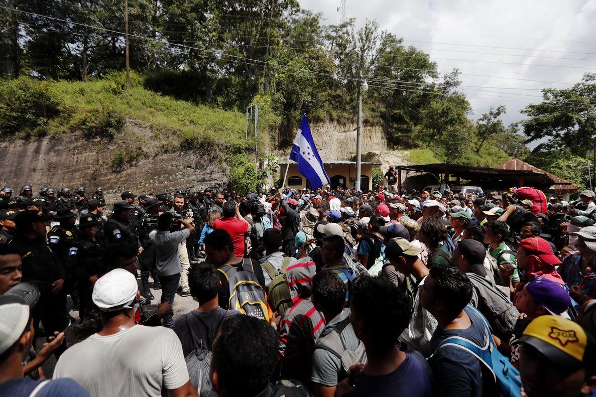 Preocupante la situación de miles de migrantes hondureños que se desplazan hacia EU: ONU-DH: Foto: El Periódoco.com
