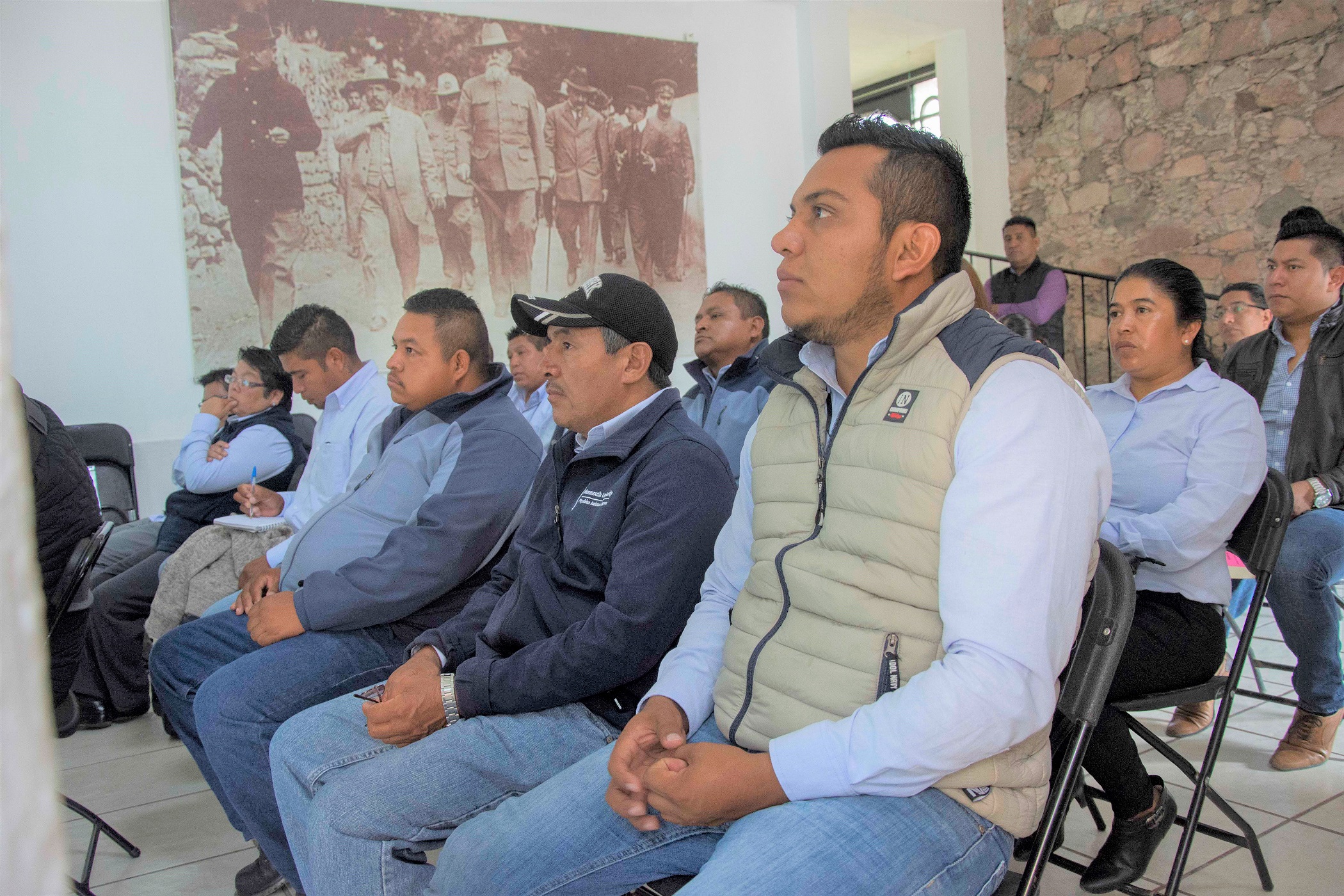 Capacitan a inspectores municipales en El Marqués.