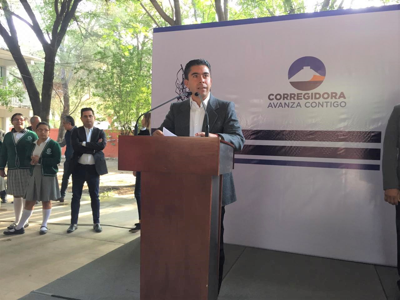 Empresarios de China y Nuevo León buscan invertir en Corregidora: Roberto Sosa