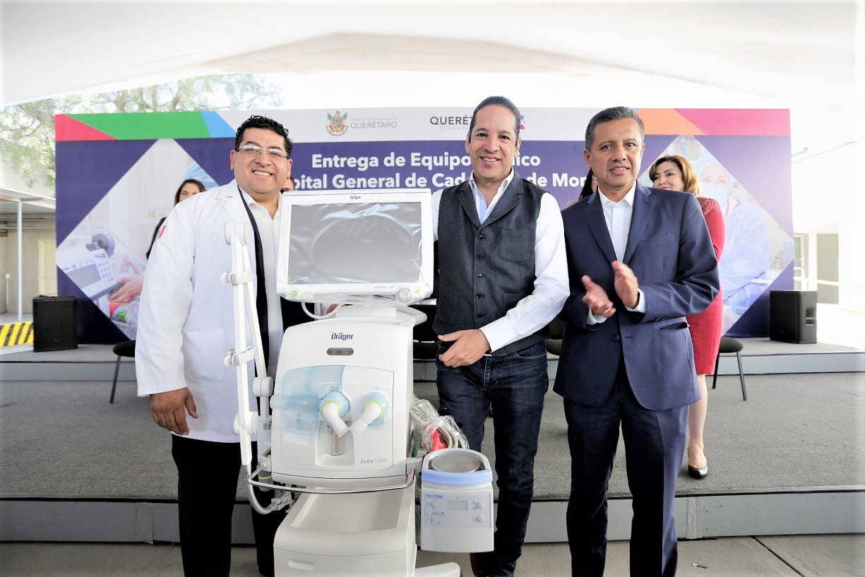 El Gobernador Pancho Domínguez entrega equipo médico al Hospital General de Cadereyta.