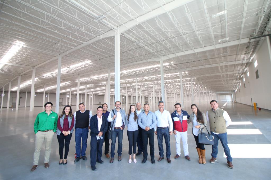 Alejandro Ochoa recorre puntos de desarrollo estratégico de Colón con arquitectos queretanos