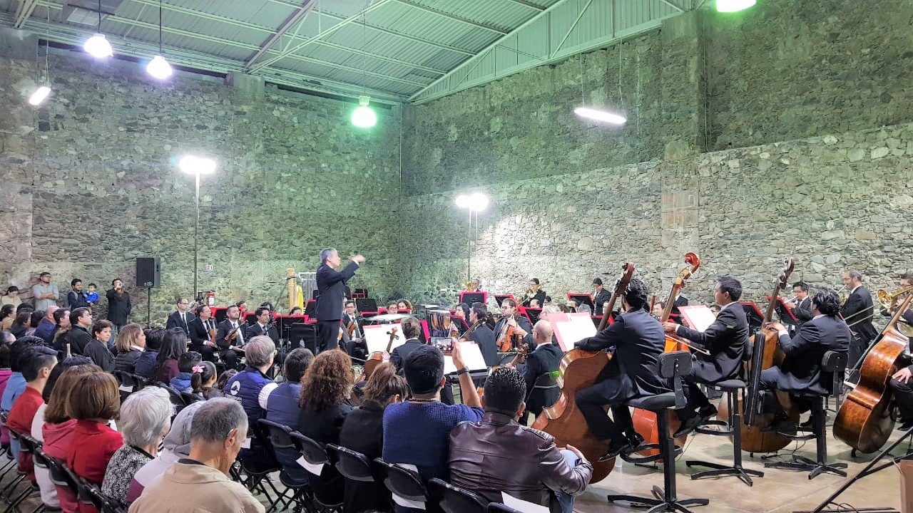 La Orquesta Filarmónica de Querétaro inicia temporada de conciertos navideños.