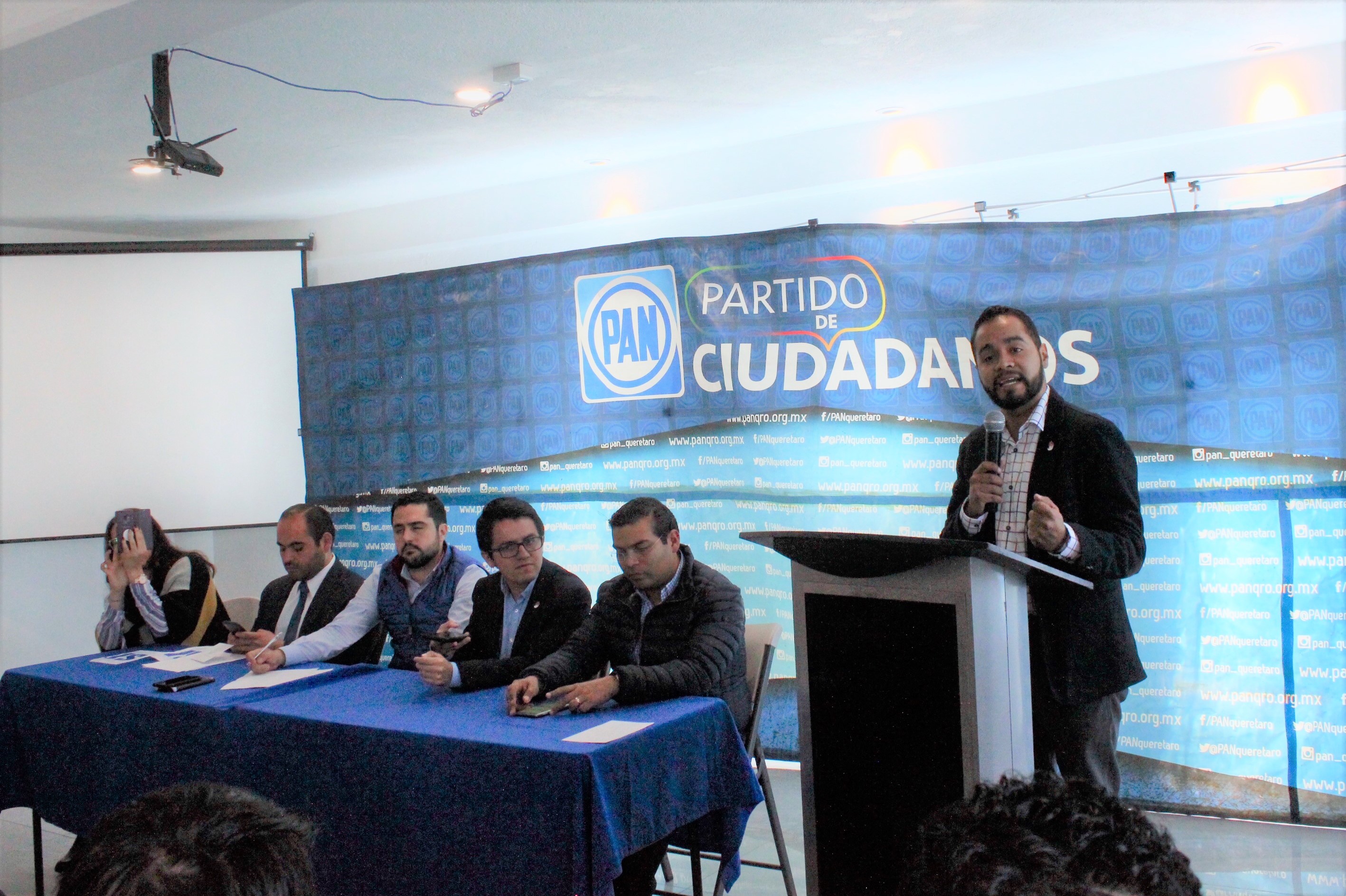 Eligen a Andrés Longoria como nuevo dirigente juvenil del PAN en Querétaro