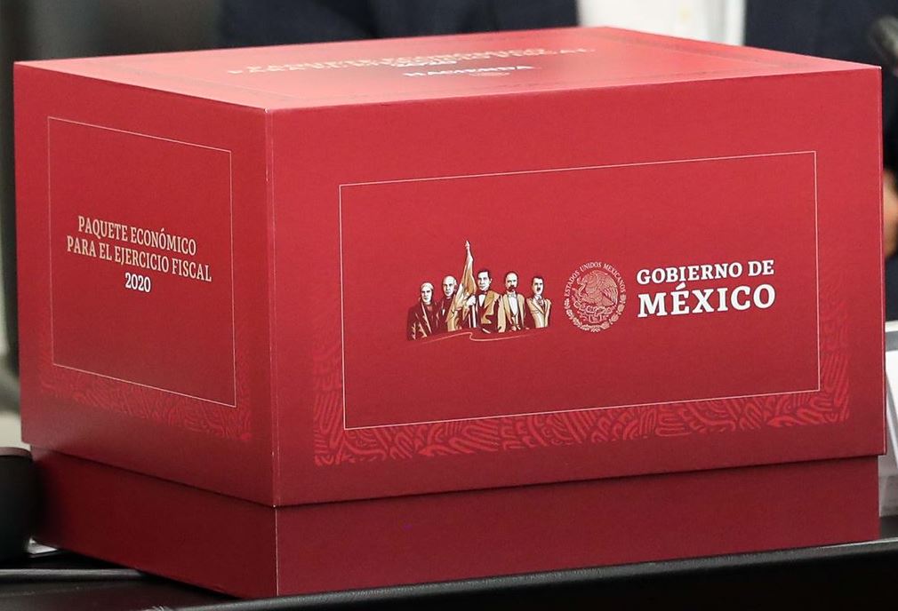 Prepárate, el Gobierno de AMLO plantea cobrar más impuestos en 2020. Foto: Internet.