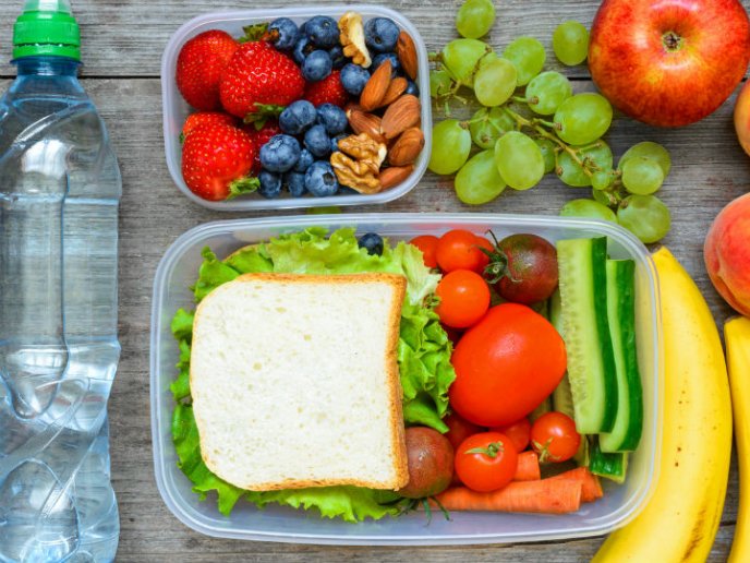 Recomendaciones para preparar un refrigerio escolar saludable. Foto: Internet.