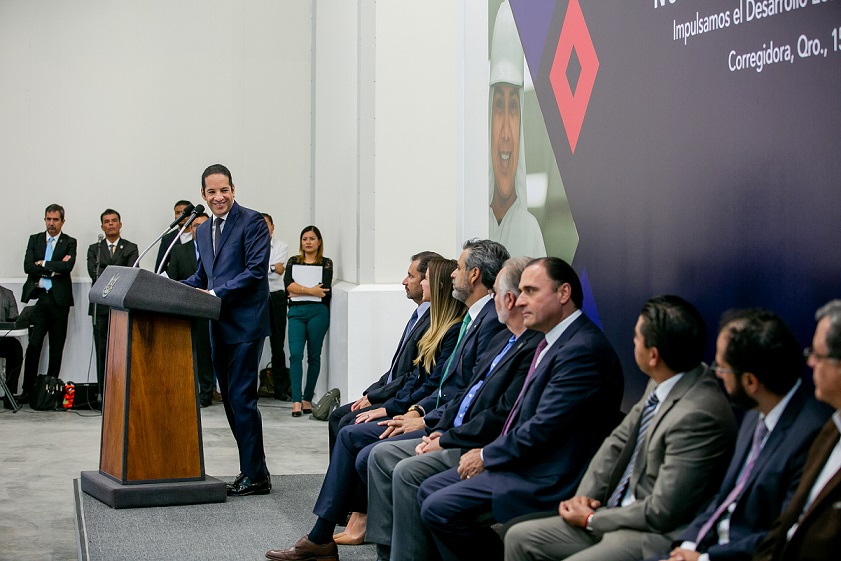 El Gobernador Francisco Domínguez anuncia ampliación de planta productiva de lácteos en Corregidora.