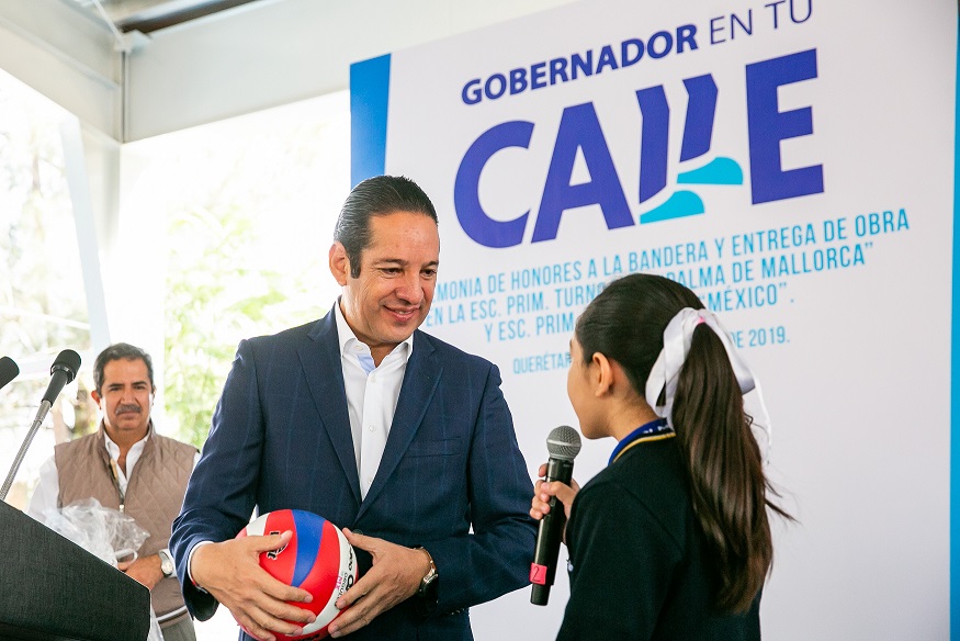 Van mil escuelas totalmente reconstruidas en Querétaro: Gobernador Pancho Domínguez.