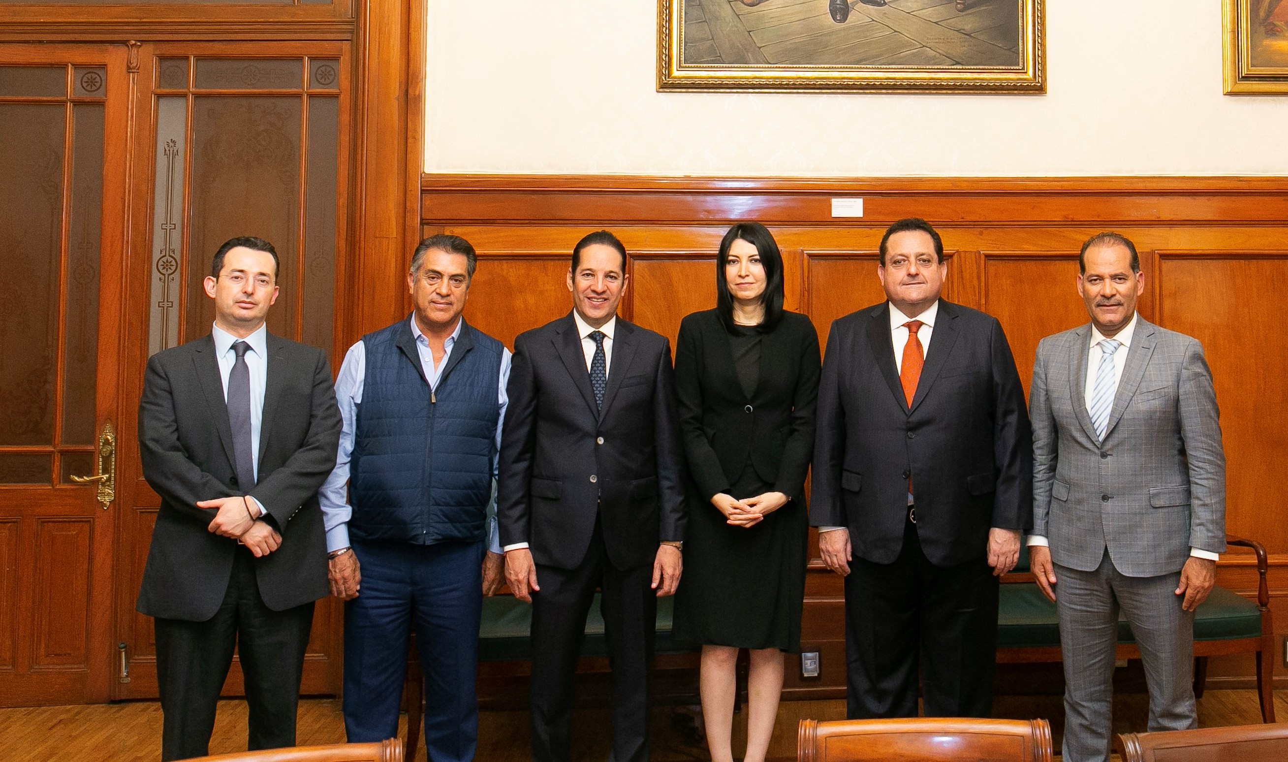 El Gobernador de Querétaro Francisco Domínguez anunció una bolsa extra de recursos por 31 mil millones de pesos para los estados.