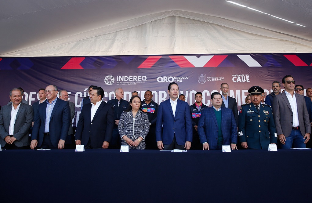 El Gobernador Francisco Domínguez encabeza desfile conmemorativo por el CIX Aniversario de la Revolución Mexicana.