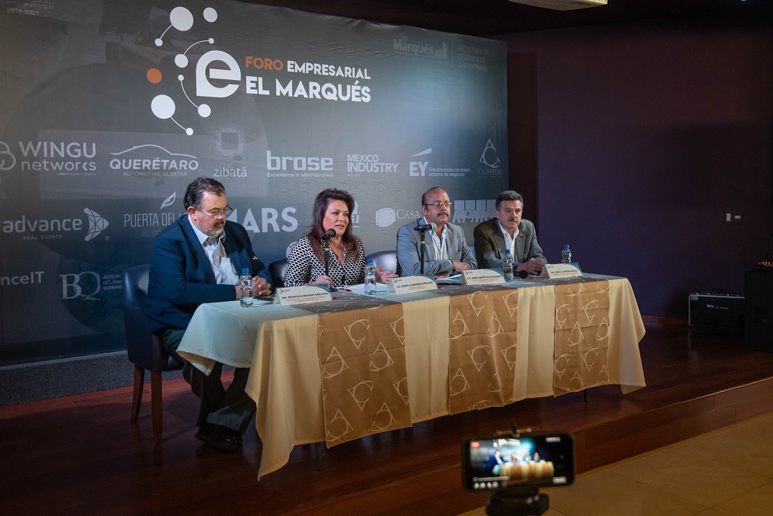 Presentan el Primer Foro Empresarial en El Marqués.