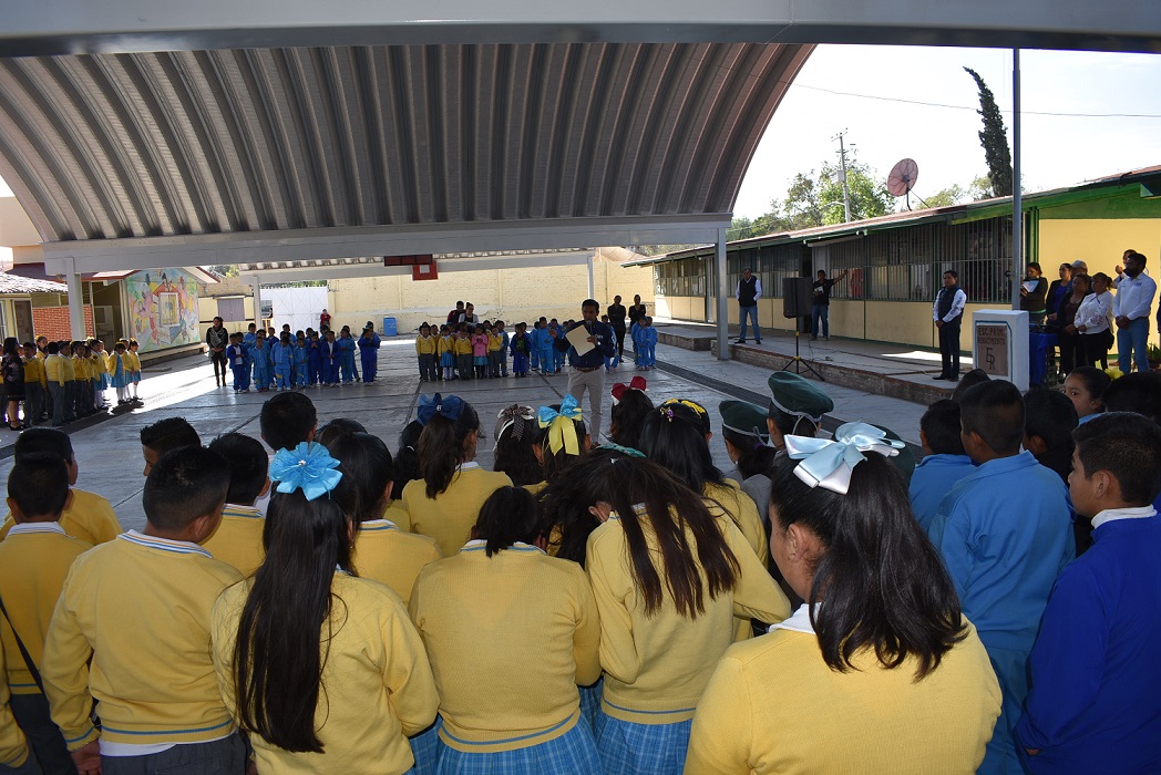 En Querétaro suspenden clases para prevenir contagios de Coronavirus.