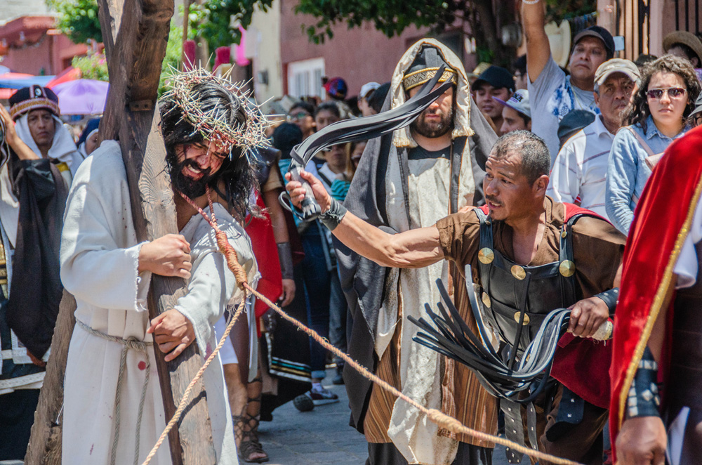 Suspenden la representación del Viacrucis en El Marqués, por COVID-19.