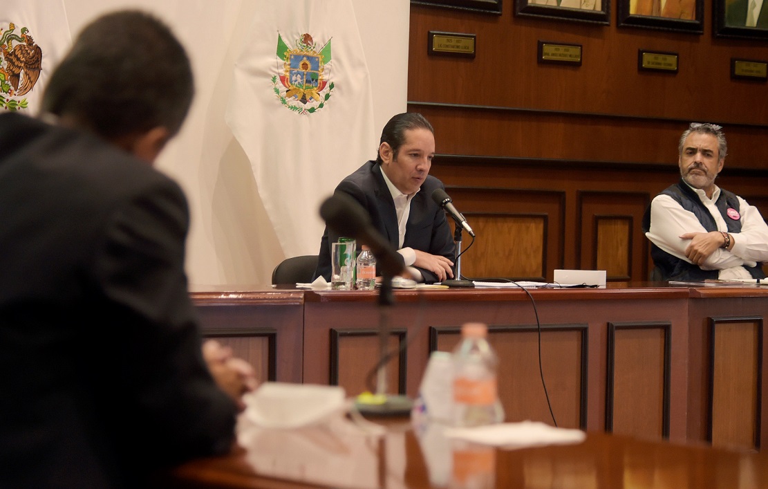 El Gobernador Pancho Domínguez y sectores económicos preparan reinicio de actividades.