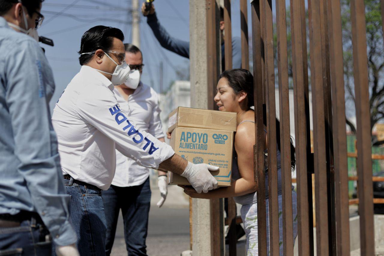 INE investiga a Diputados y Alcaldes que aprovechan la pandemia de COVID-19 para lucrar políticamente. Foto: Especial.