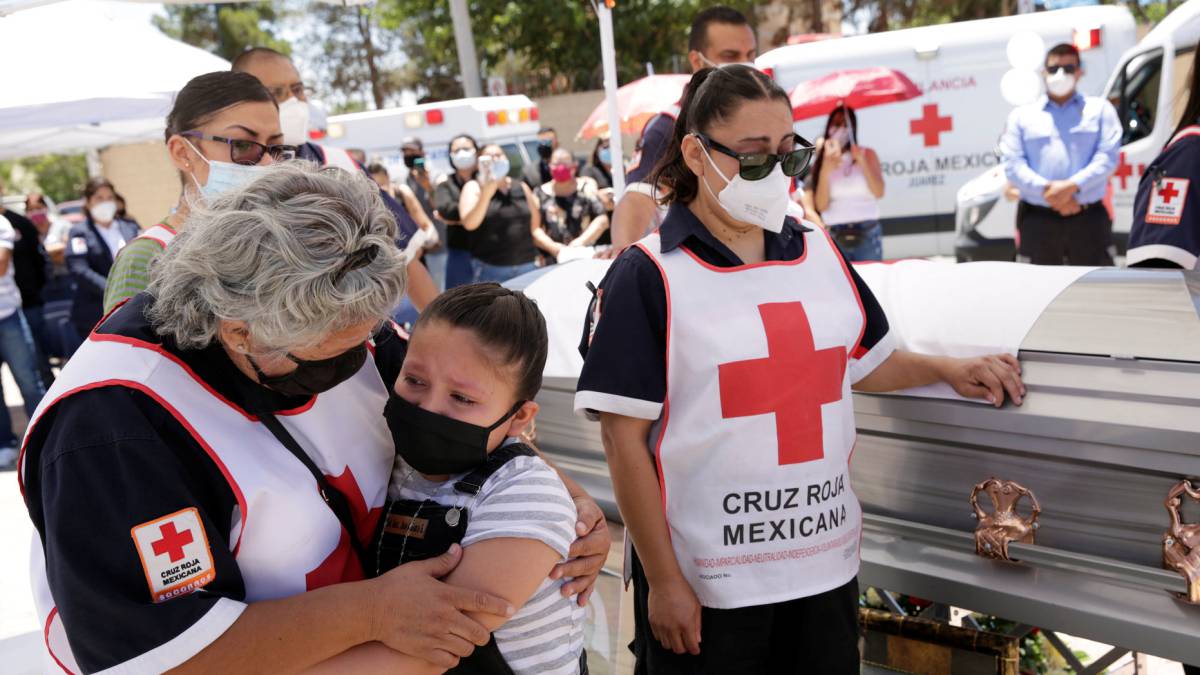 En lo peor de la pandemia de COVID-19, AMLO llama a salir del confinamiento; OMS critica el mensaje. Foto: LUIS GONZALEZ/REUTERS