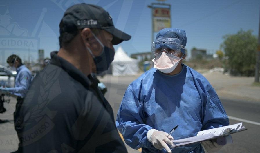 Un policía de Corregidora muere por COVID-19.