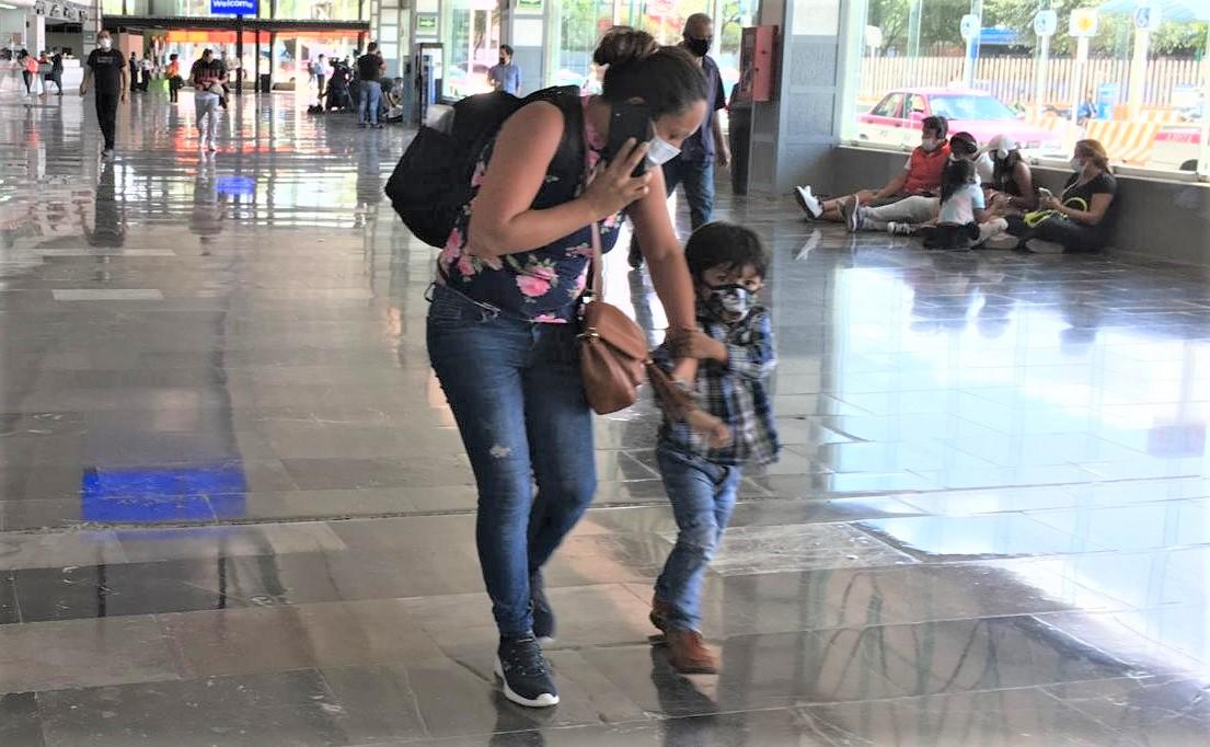 Se siguen sumando casos de COVID-19 en menores de edad en Querétaro.