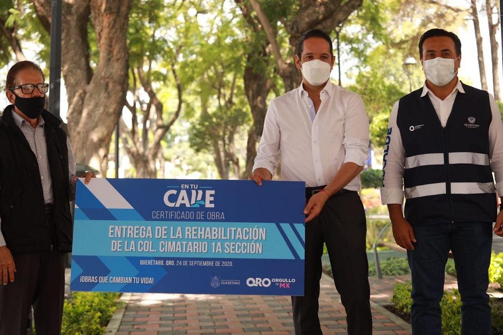 Luis Nava acompaña al Gobernador Pancho Domínguez a la entrega de obras en la Colonia Cimatario.