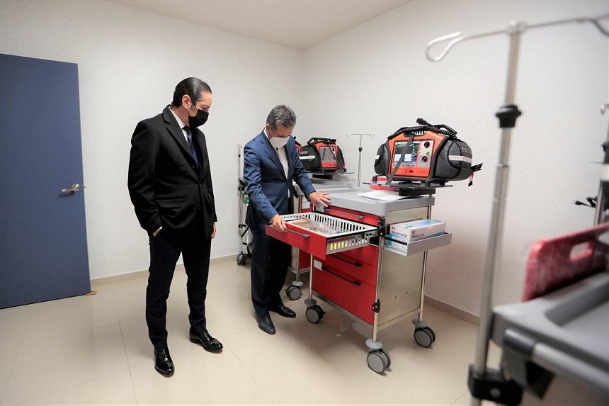 Supervisa el Gobernador Francisco Domínguez equipamiento del nuevo Hospital General.