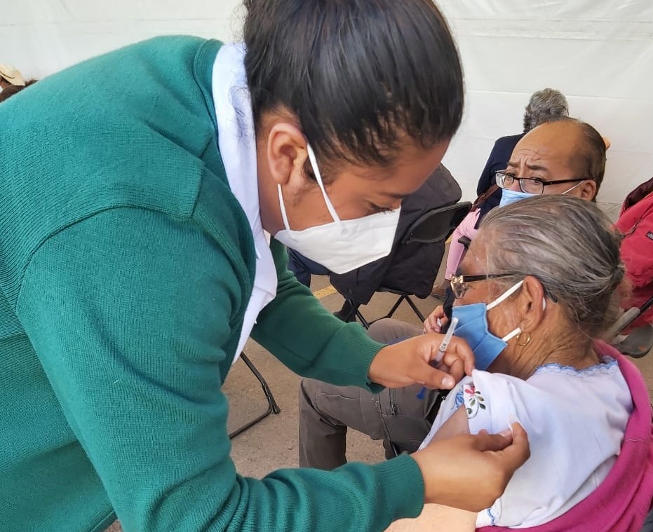 Aplicarán 5,840 dosis de vacuna contra COVID-19 a adultos mayores de Pedro Escobedo