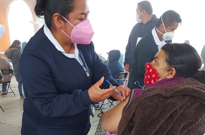 700 adultos mayores de San Joaquin son vacunados contra COVID 19